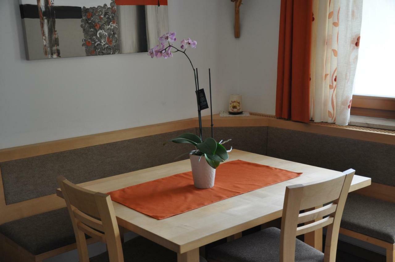Gaestehaus Pfuss Caldaro Kültér fotó